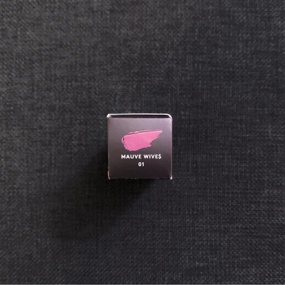 FENTY BEAUTY Mauve Wives Gloss Bomb Cream Lip Gloss - Picture 3 of 3